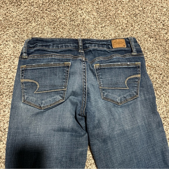 American Eagle Super Stretch Women LowriseBootcut Jeans Size 2 Medium Faded Wash - Picture 13 of 13